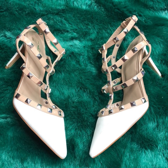 High Heels - Picture 5 of 7